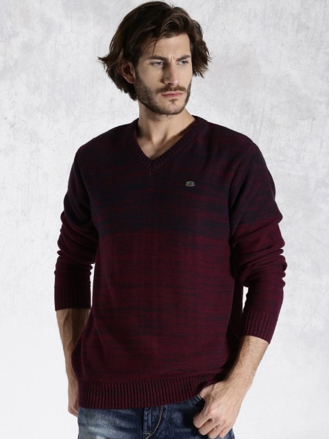 

Roadster Maroon & Navy Sweater