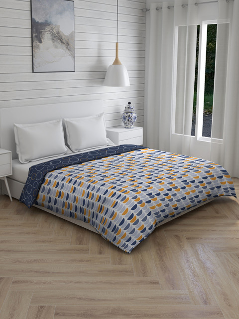 

Layers Grey & Navy Blue Printed Double King Bedding Set