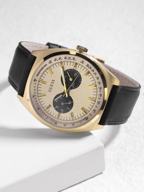 

GUESS Men Gold-Toned Analogue Watch GW0212G1