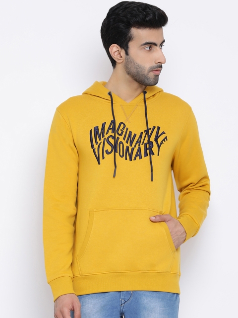 

Richlook Men Yellow & Black Printed Sweatshirt