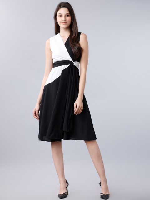 

Tokyo Talkies Women Black Colourblocked Fit and Flare Dress