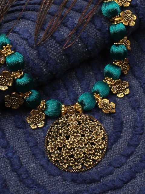 

AKSHARA Women Green & Gold-Toned Brass Oxidised Handcrafted Necklace