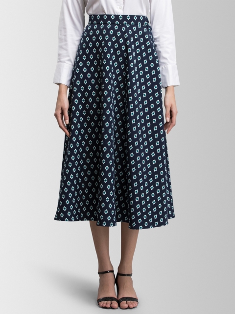 

FableStreet Women Navy Blue & White Printed Anti-Wrinkle Flared Midi Skirt