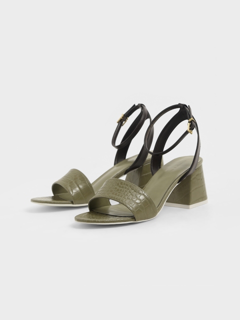

CHARLES & KEITH Women Green Textured Heels