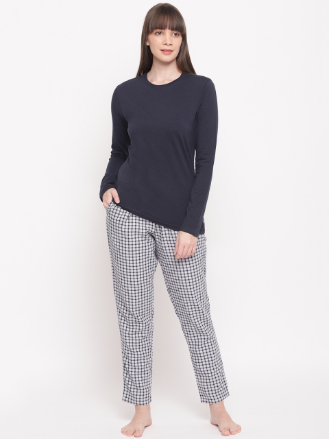 

Enamor Women Navy Blue & White Printed Night Suit