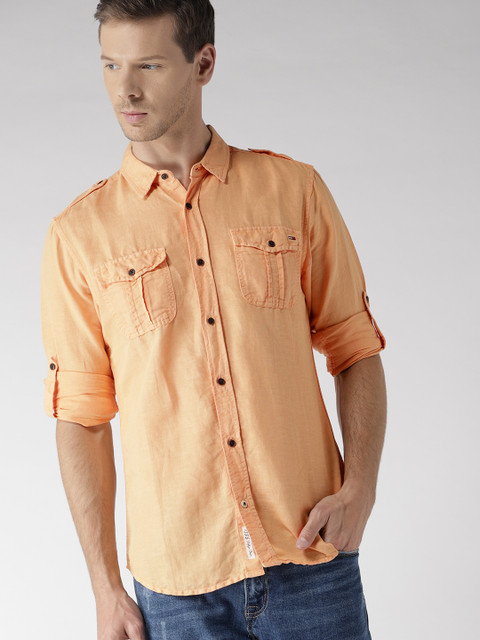 

Tommy Hilfiger Men Orange Regular Fit Solid Casual Shirt