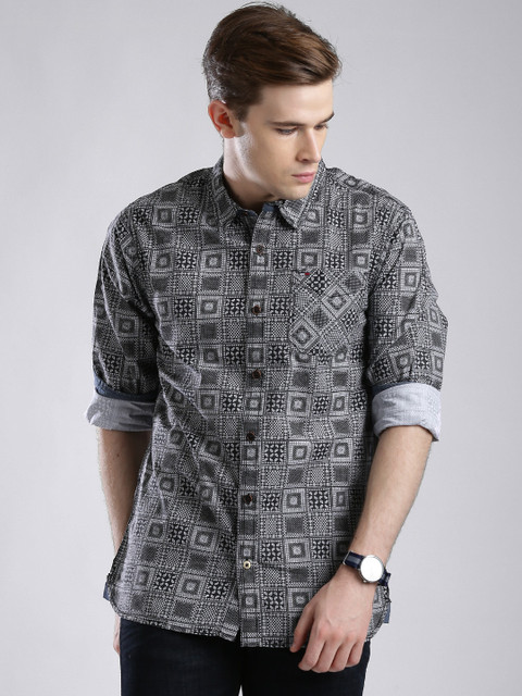 

Tommy Hilfiger Black & White Printed Casual Shirt