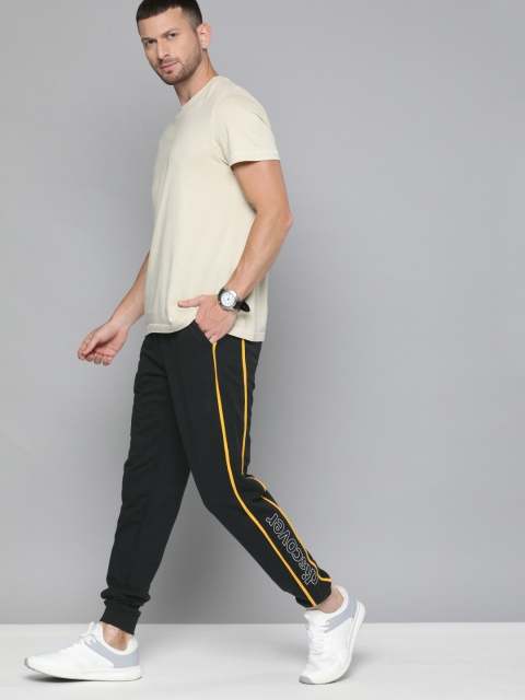 

Harvard Men Black Solid Joggers