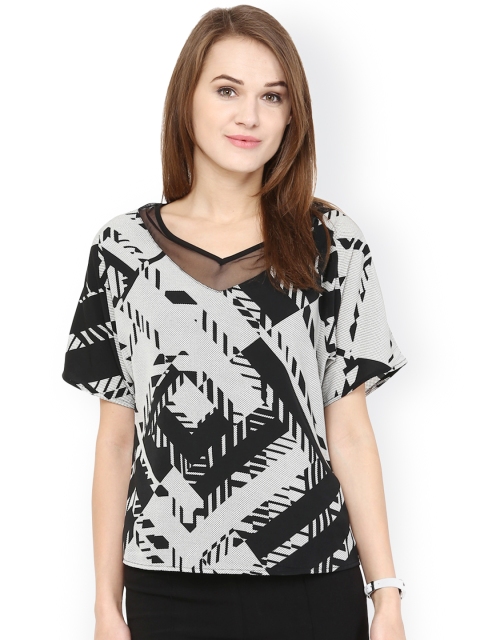 

Harpa Grey Printed Top