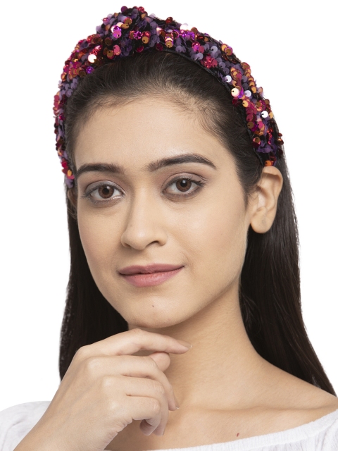 

Ferosh Red & Black Embellished Hairband