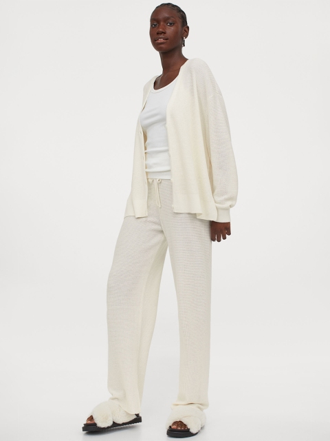 

H&M Women White Solid Waffle-Knit Trousers