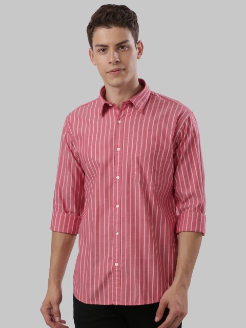 

Next Look Men Red Regular Fit Striped Casual Shirt