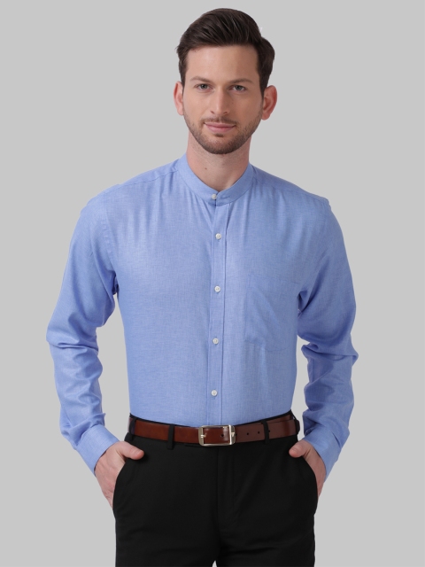 

Next Look Men Blue Slim Fit Solid Casual Shirt