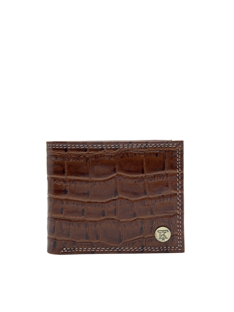 

Teakwood Leathers Unisex Brown Textured Leather Two Fold Wallet