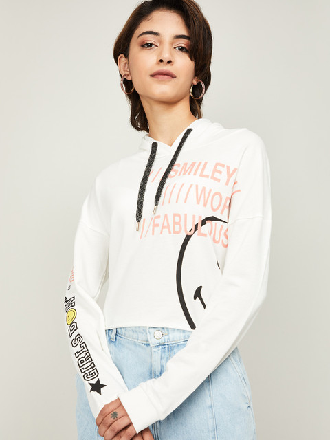 

Smiley World Women Off-White Embroidered Sweatshirt
