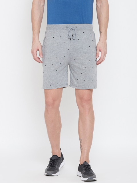 

Okane Men Grey Printed Regular Fit Regular Shorts