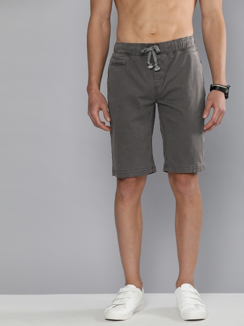 

HERE&NOW Men Grey Solid Slim Fit Chino Shorts