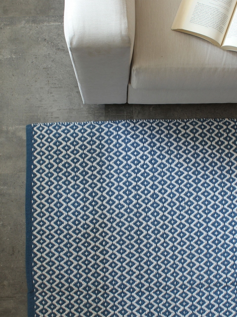 

House This Navy Blue & White Woven Design Floor Runner Mat