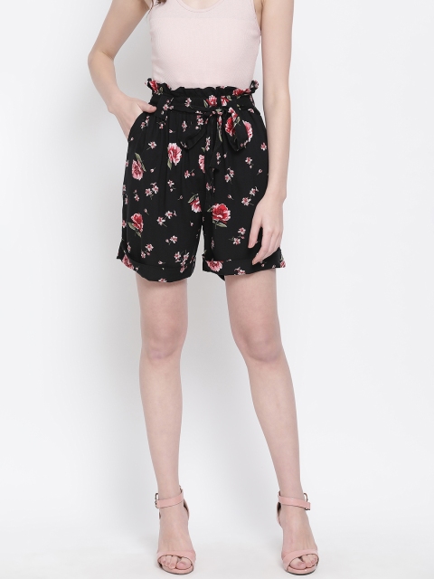 

Oxolloxo Women Black Printed Regular Fit Regular Shorts