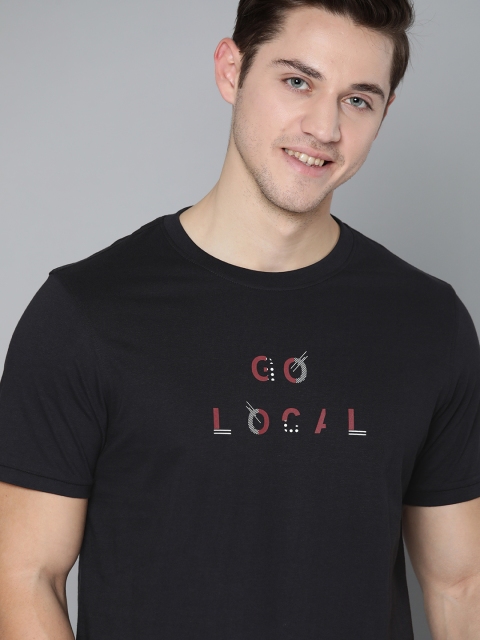 

Mast Harbour Men Black Pure Cotton Solid Round Neck Pure Cotton T-shirt