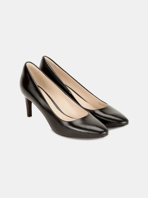 

Cole Haan Women Black Solid Pumps