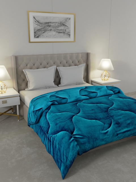 

A Homes Grace Teal Solid Heavy Winter 850 GSM Reversible Double Bed Quilt