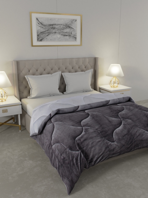 

A Homes Grace Grey & Silver-Coloured Solid Heavy Winter 850 GSM Reversible Double Bed Quilt