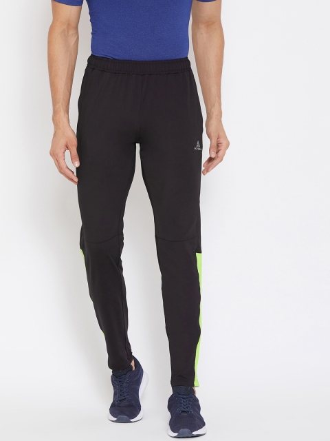 

Athleto Men Black Solid Slim Fit Track Pants
