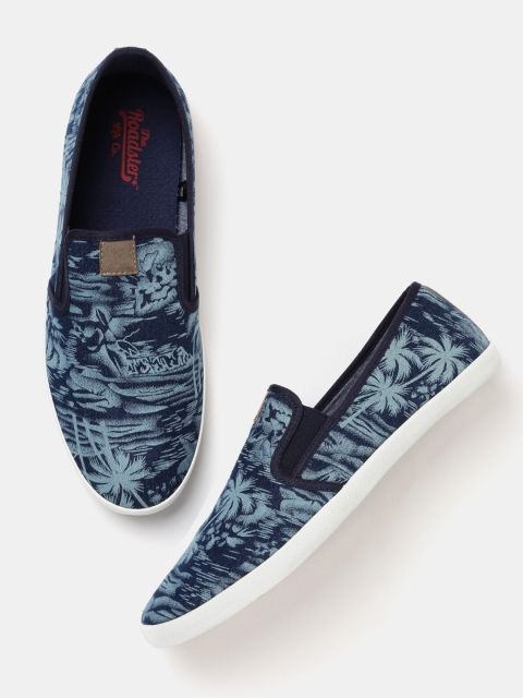 

Roadster Men Navy Printed Slip-On Sneakers, Navy blue