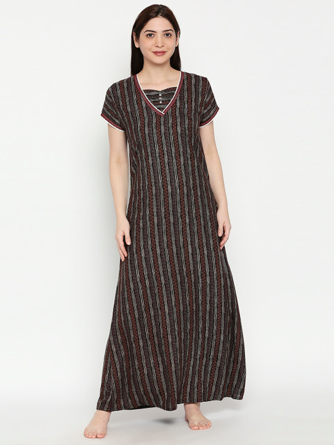 

XIN Women Black & Maroon Striped Nightdress