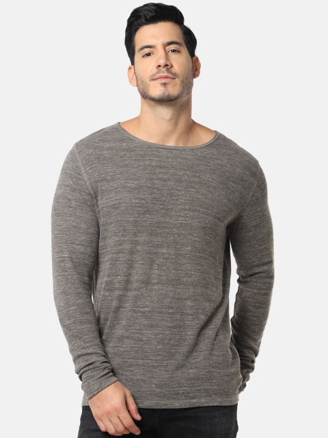 

SELECTED Men Grey Melange Self Design Round Neck T-shirt