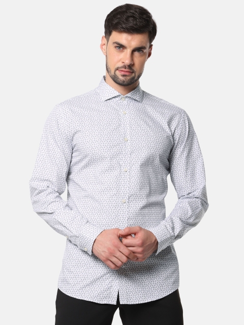 

SELECTED Men White & Black Slim Fit Printed Casual Shirt