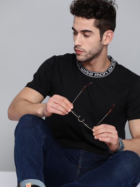 

Harvard Men Black Solid Pure Cotton Round Neck T-shirt