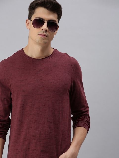 

Harvard Men Maroon Solid Round Neck T-shirt