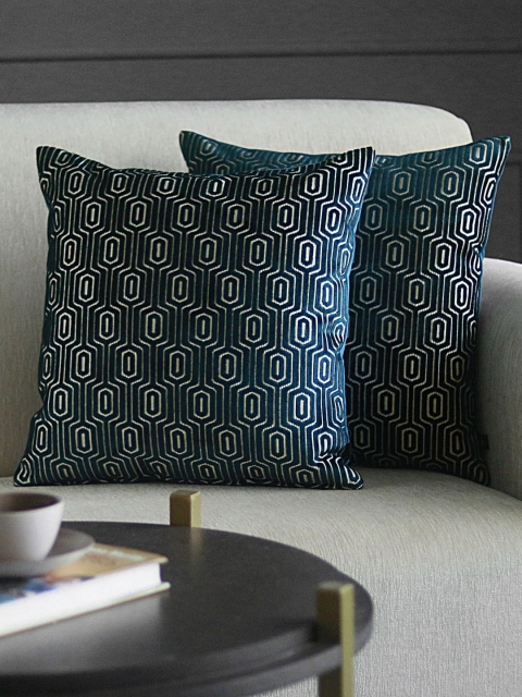 

GM Set of 2 Blue Geometric Patterned Velvet Square Cushion
