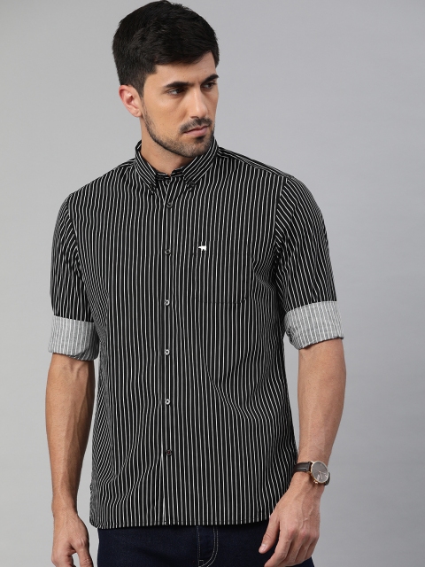 

THE BEAR HOUSE Men Black & White Slim Fit Striped Casual Shirt