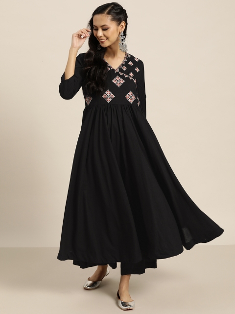

Sangria Women Black & White Pure Cotton Embroidered Yoke Design Anarkali Kurta
