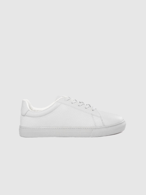 

DressBerry Women Grey Solid Perforated Lace-Up Sneakers