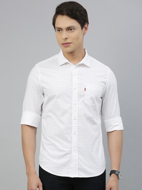 

Levis Men White Slim Fit Printed Casual Shirt