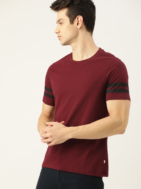 

INVICTUS Men Maroon Pure Cotton Solid Pure Cotton T-shirt