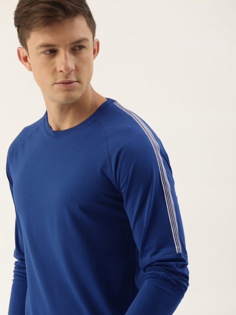 

INVICTUS Men Blue Stripe Detailed Pure Cotton T-shirt
