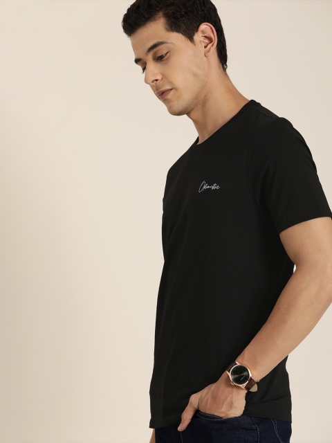 

INVICTUS Men Black Solid Round Neck T-shirt