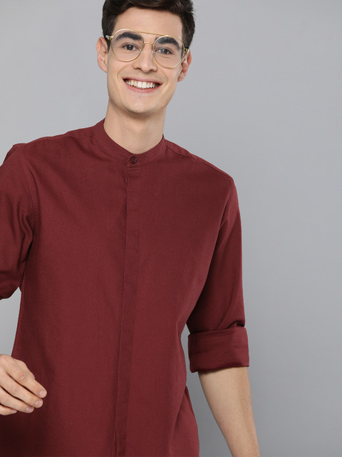 

Mast & Harbour Men Maroon Solid Pure Cotton Regular Fit Casual Shirt