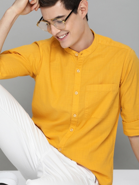 

Mast & Harbour Men Yellow Regular Fit Solid Casual Shirt