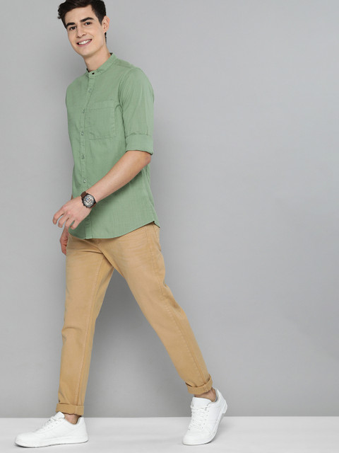 

Mast & Harbour Men Olive Green Regular Fit Solid Casual Shirt