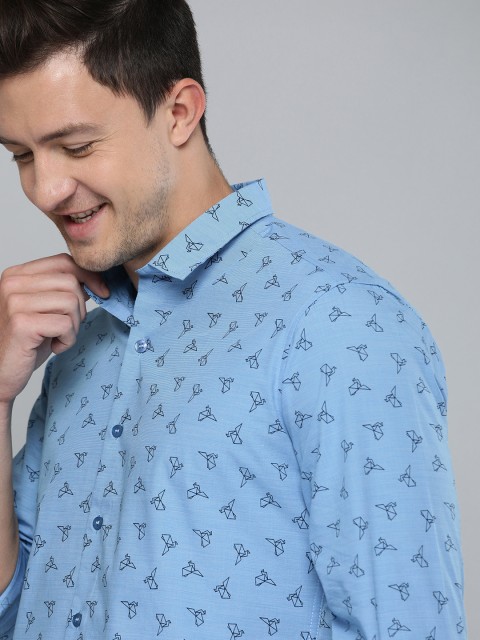 

Mast & Harbour Men Blue & Black Regular Fit Printed Casual Shirt