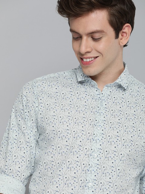 

Mast & Harbour Men Blue & White Regular Fit Floral Printed Casual Shirt