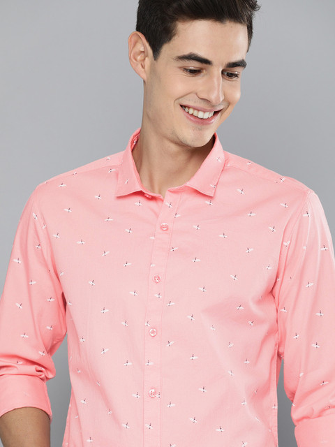 

Mast & Harbour Men Pink & White Regular Fit Conversational Print Casual Cotton Shirt