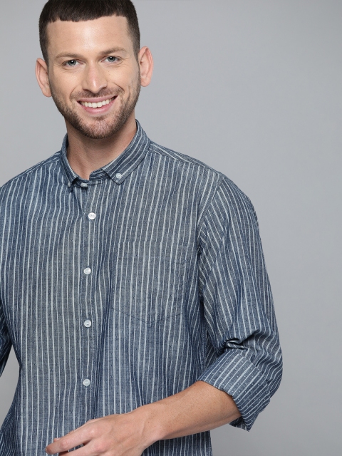 

Mast & Harbour Men Navy Blue & White Slim Fit Striped Casual Shirt
