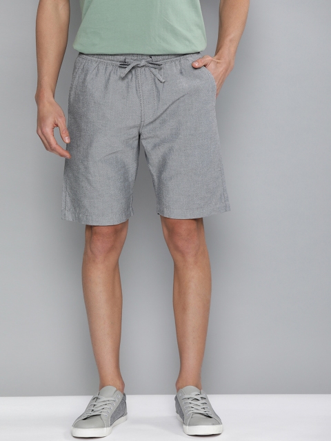 

Mast & Harbour Men Grey Solid Regular Fit Regular Shorts